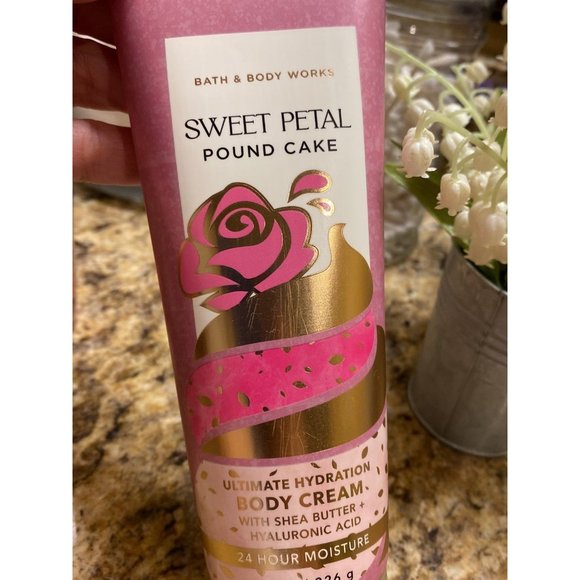 Bath & Body Works Bath & Body Bath Body Works Sweet Petal Pound
